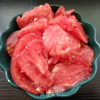 冰镇糖番茄的做法步调：4