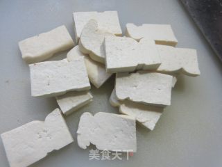 六月黄烧豆腐的做法步调：2