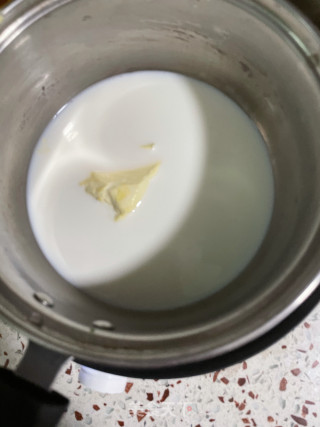 卡士达酱云朵里包的做法步调：2