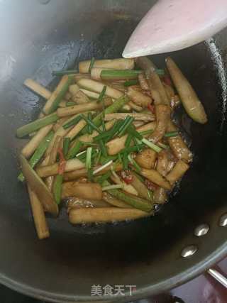 素炒胡子的做法步调：8