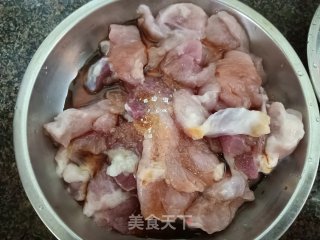 蜜汁肉片的做法步调：3