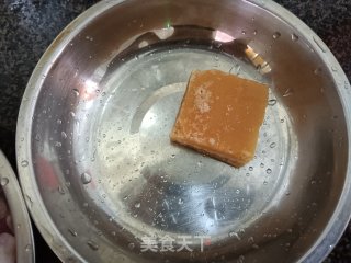 蜜汁肉片的做法步调：2