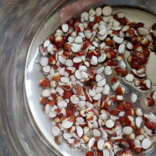 芡真喷鼻米粥的做法步调：3