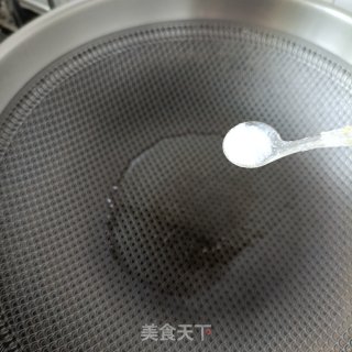 驴肉炒韭菜苔的做法步调：5