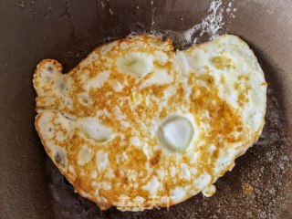 煎蛋烩粉皮的做法步调：5