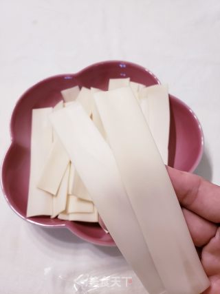 我是怎样做到非常钟快速欢愉嗦粉的的做法步调：2