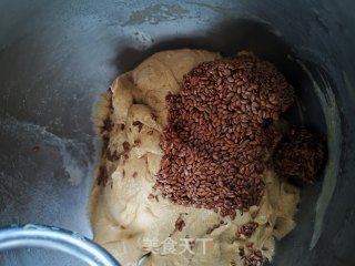 波兰种齐麦亚麻籽小餐包的做法_ 波兰种齐麦亚麻籽小餐包怎样做_线线3896的菜谱 ...