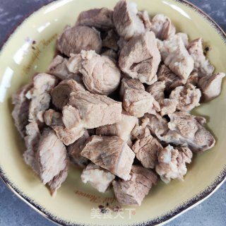 家常白烧肉的做法步调：5