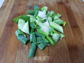 喷鼻菇炖青足鸡的做法步调：5
