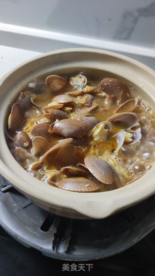 花甲粉丝煲的做法步调：11