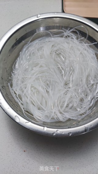 花甲粉丝煲的做法步调：2