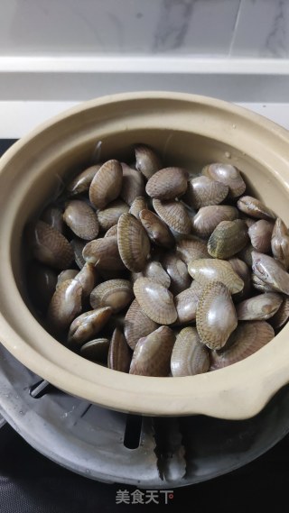 花甲粉丝煲的做法步调：9