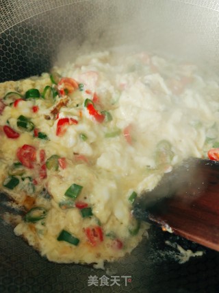 辣椒烹鸡蛋的做法步调：10