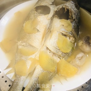 浑蒸黄花鱼的做法步调：7