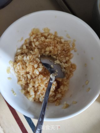 丝瓜蒜蓉蒸肉片的做法步调：6