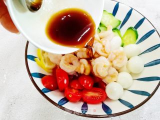 刘畊宏女孩加脂必吃好食/蔬果虾球沙推的做法步调：7