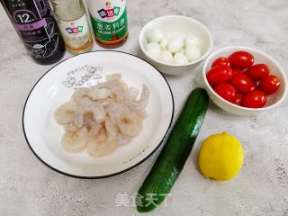 刘畊宏女孩加脂必吃好食/蔬果虾球沙推的做法步调：1
