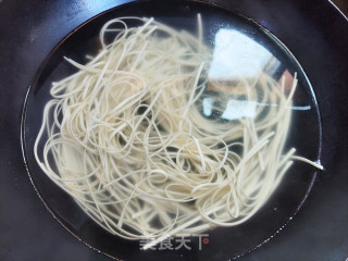 家常鸡丝凉里的做法步调：4