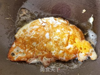 金针菇菠菜拌煎蛋的做法步调：6