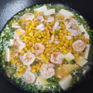 虾仁豆腐煲的做法步调：8