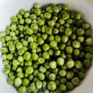 虾仁豆腐煲的做法步调：2