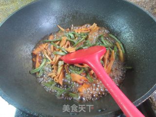 火笋烧豇豆的做法步调：7