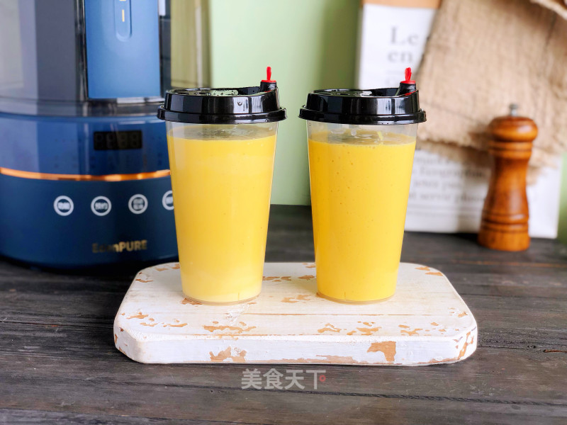 芒果喷鼻蕉奶昔的做法