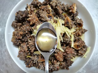 雪菜汁蒸黄螺 的做法步调：4