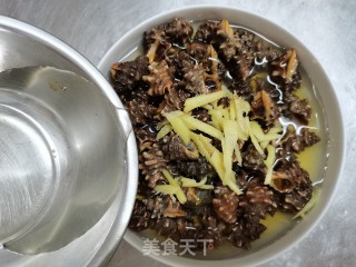 雪菜汁蒸黄螺 的做法步调：5