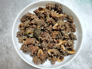 雪菜汁蒸黄螺 的做法步调：2