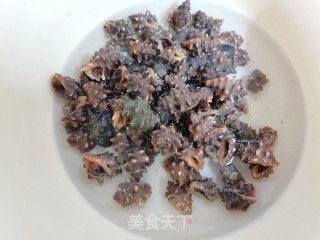 雪菜汁蒸黄螺 的做法步调：1