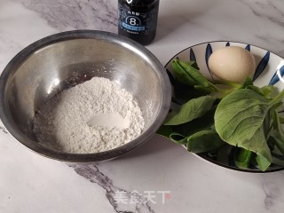 青菜鸡蛋饼的做法步调：1