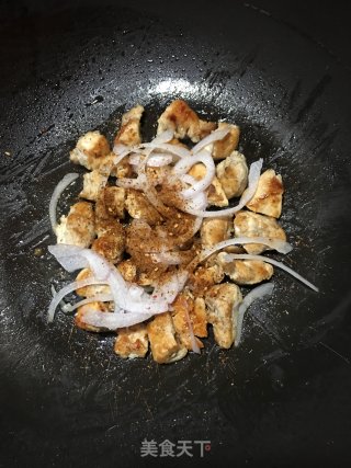喷鼻煎鸡胸肉的做法步调：9