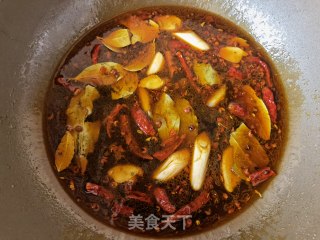 喷鼻辣羊脊骨的做法步调：8