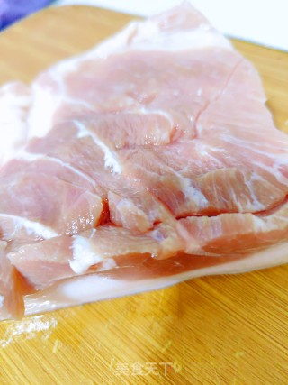 肉丸汤的做法步调：1