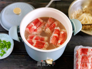 浓汤番茄肥牛卷的做法步调：2