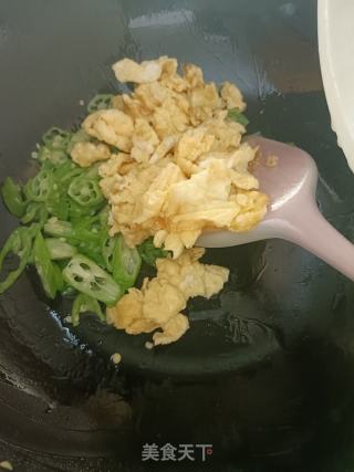 春葵炒鸡蛋的做法步调：4