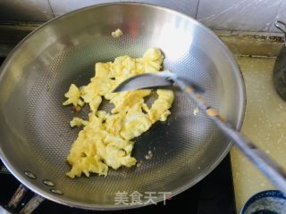 苦瓜炒鸡蛋的做法步调：4