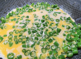 下饭神器～辣椒炒鸡蛋的做法步调：5