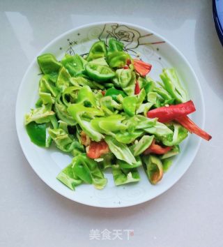 家常辣椒炒肉的做法步调：2