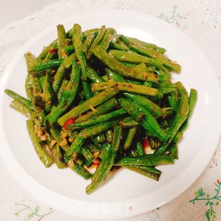炒豆角的做法步调：9