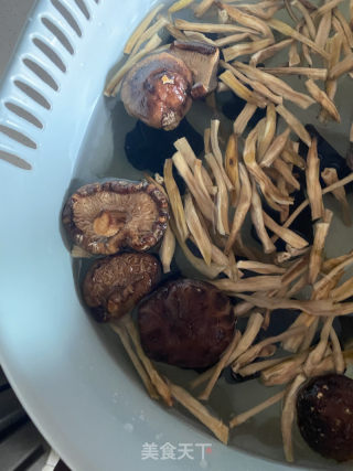 老北京挨卤的做法步调：1