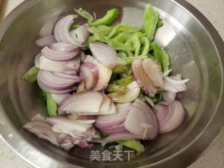 苦瓜凉拌洋葱的做法步调：5