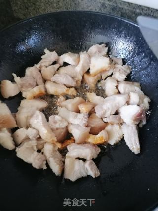 五花肉烧腐竹的做法步调：5