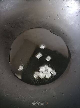 五花肉烧腐竹的做法步调：4