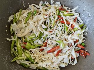 糯米笋炒肉丝的做法步调：12