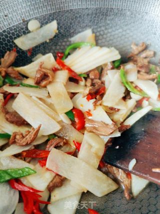 天瓜炒肉片的做法步调：9