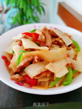 天瓜炒肉片的做法步调：10