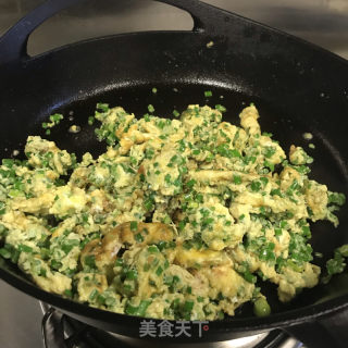 韭薹炒鸡蛋的做法步调：6