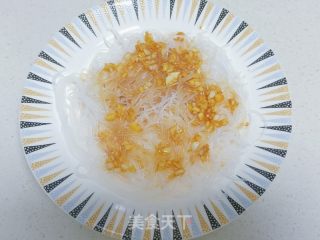 蒜蓉粉丝蒸丝瓜的做法步调：6